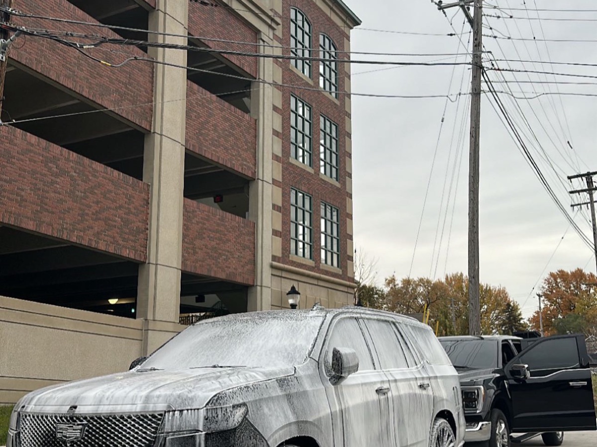 Cadillac Escalade foam wash